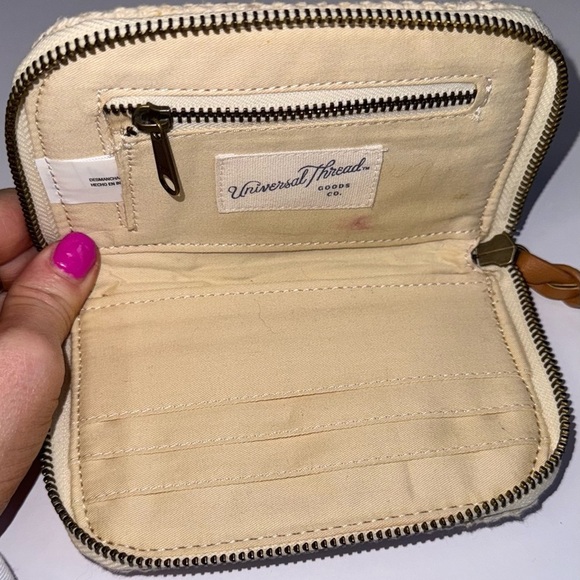 Universal thread wallet - Picture 6 of 8